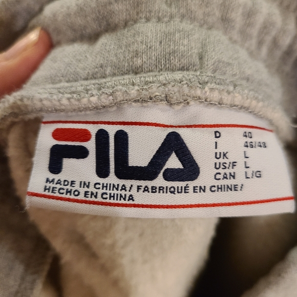 Fila Women's Sweatpants Size Large(short) - Picture 7 of 9
